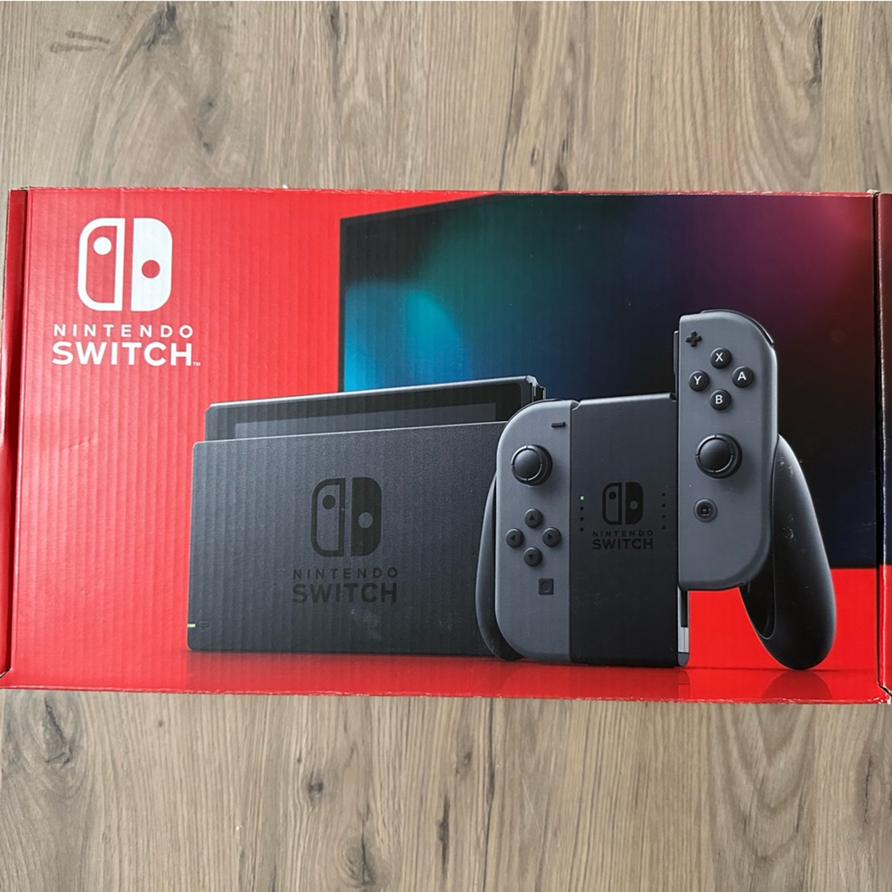 Nintendo Switch-minimally used